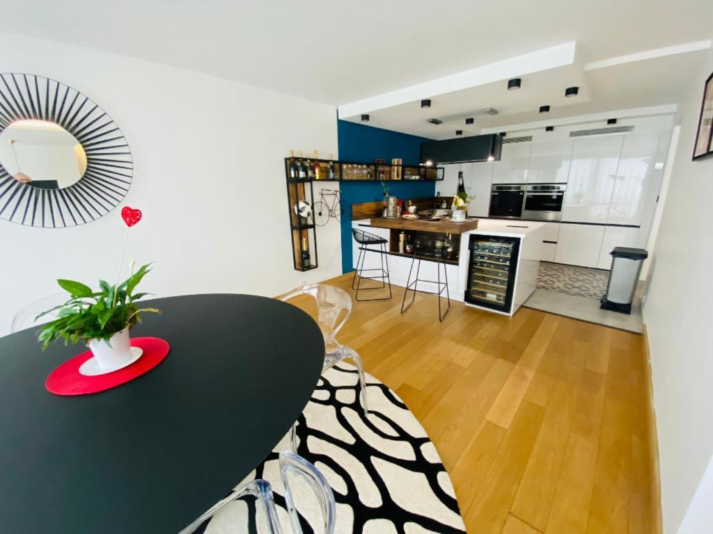 Hyper-Centre Place D'Erlon Superbe Duplex Reims Exteriör bild